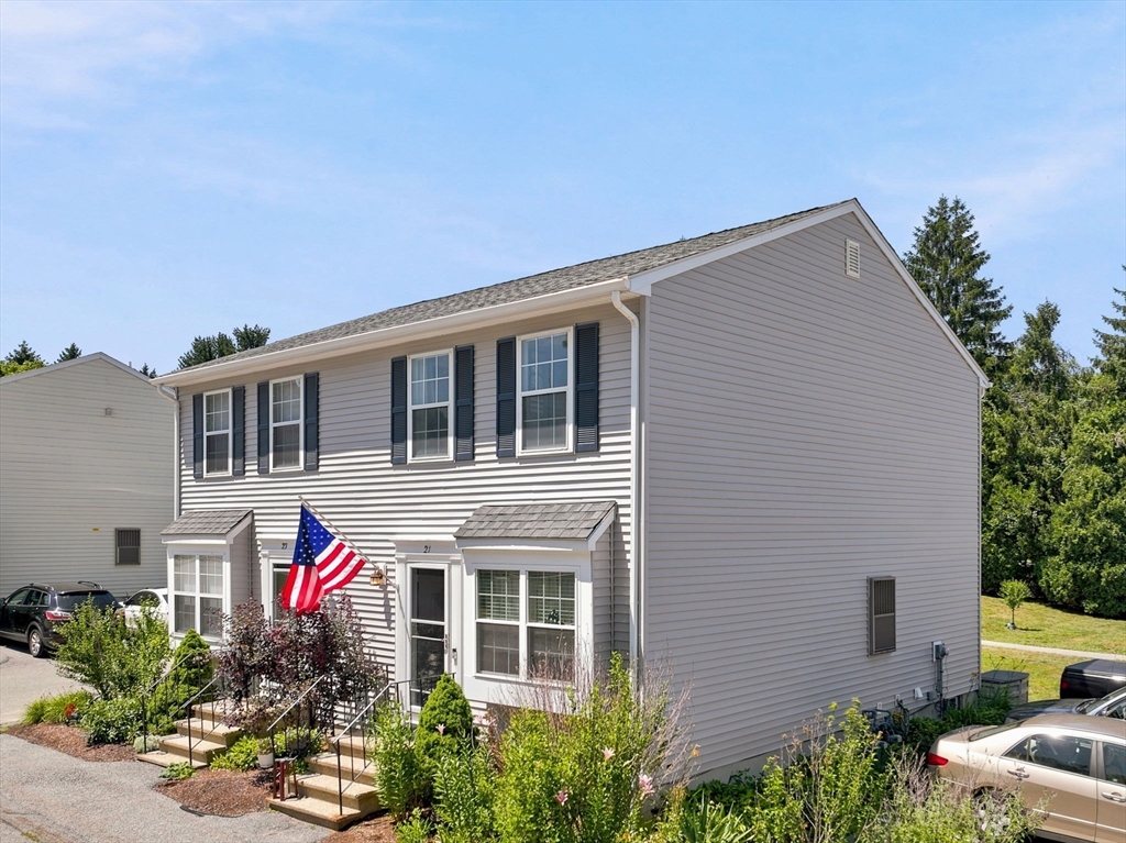 21 Kathy Dr 21
