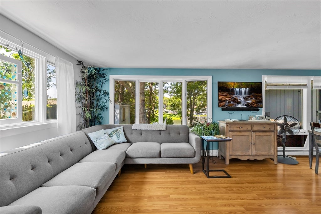 199 Edgewater Dr W Dr, Falmouth, MA, 199 Edgewater Dr W Dr, Falmouth, MA Photo #14