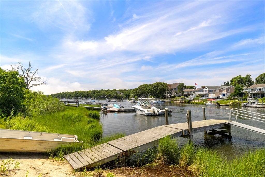 199 Edgewater Dr W Dr, Falmouth, MA, 199 Edgewater Dr W Dr, Falmouth, MA Photo #6