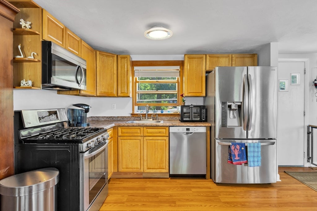 199 Edgewater Dr W Dr, Falmouth, MA, 199 Edgewater Dr W Dr, Falmouth, MA Photo #13