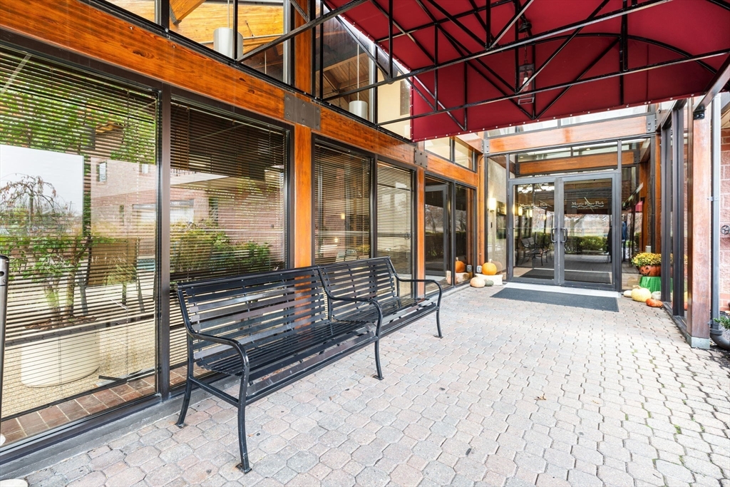 3920 Mystic Valley Pkwy 303