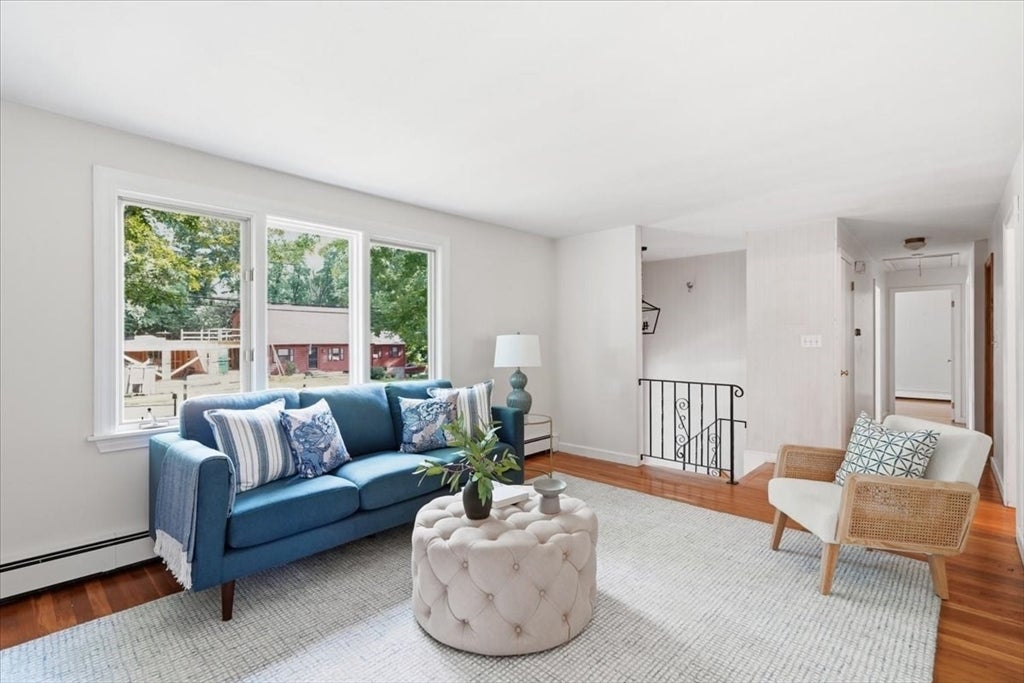 46 Arborway Dr