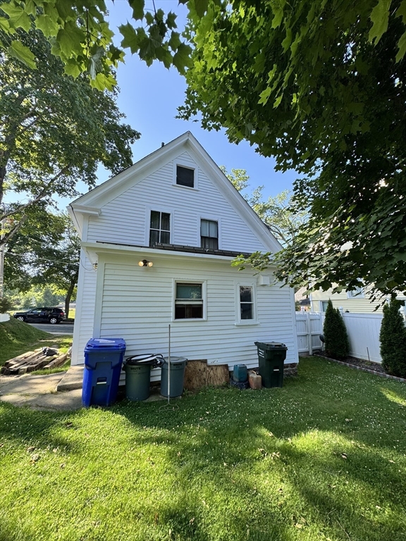 2 Northrop St
