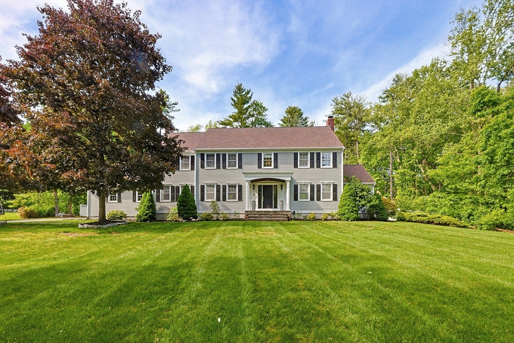 5 Hickory Dr