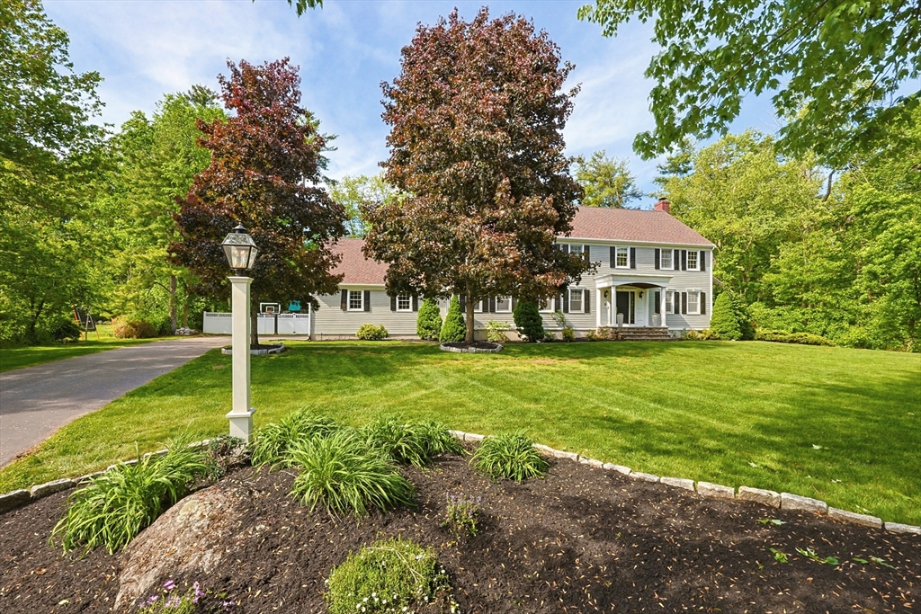 5 Hickory Dr