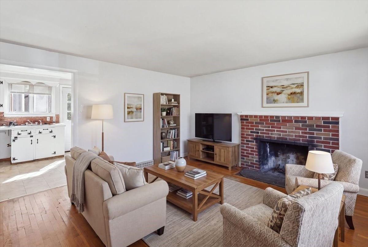 13 Horton St, Taunton, MA, 13 Horton St, Taunton, MA Photo #7