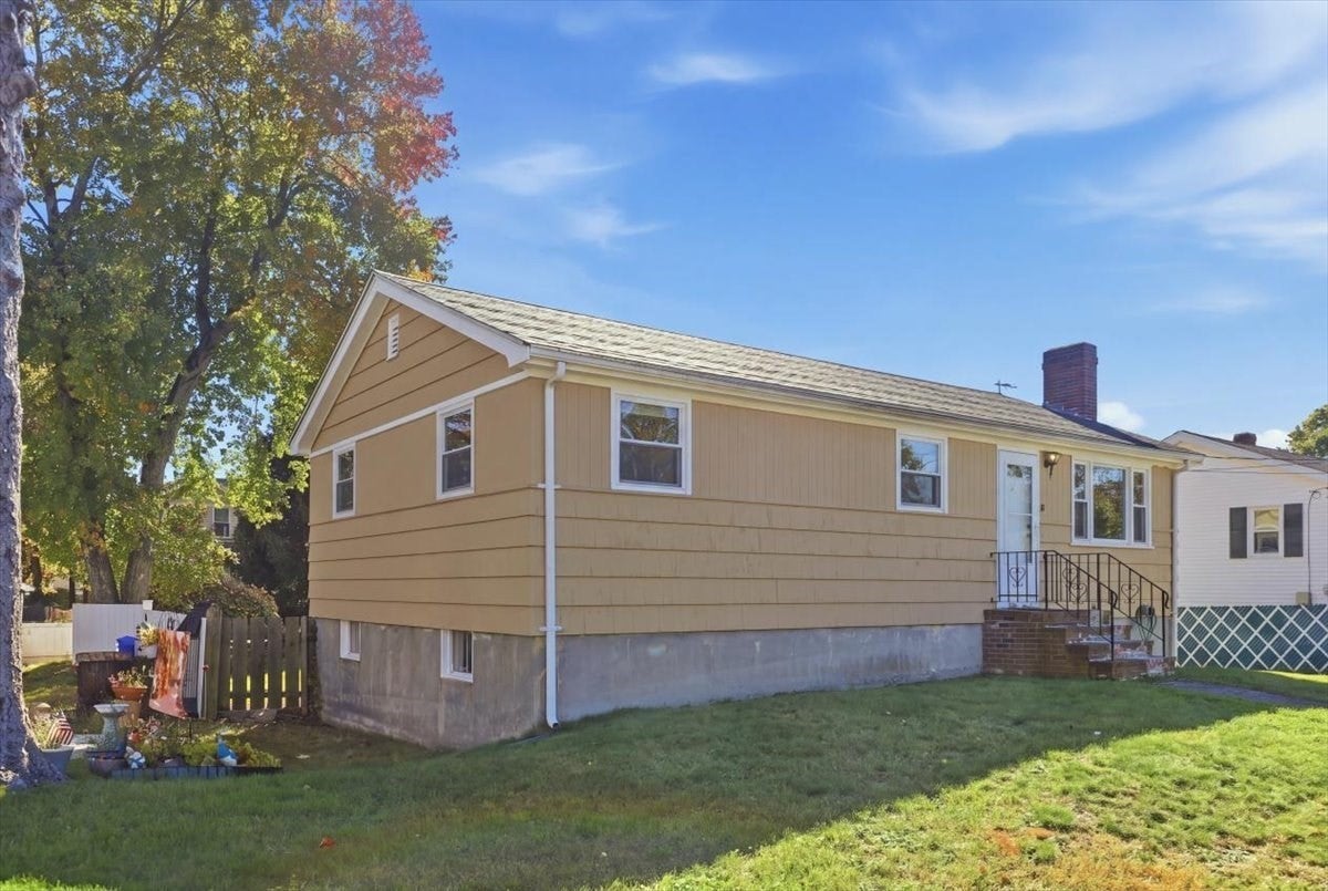 13 Horton St, Taunton, MA, 13 Horton St, Taunton, MA Photo #3