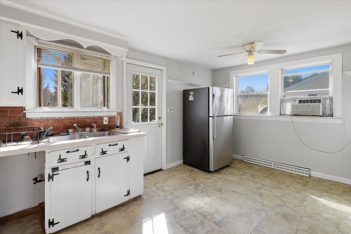 13 Horton St, Taunton, MA, 13 Horton St, Taunton, MA Photo #18