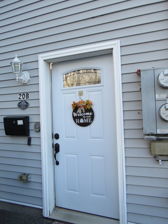 20B Edgeworth Street