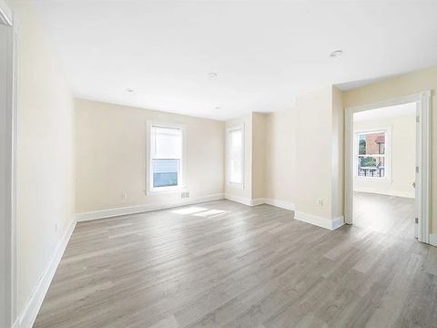 Photo of 229 Lincoln St #1, Worcester, MA 01605 (MLS # 73493574)