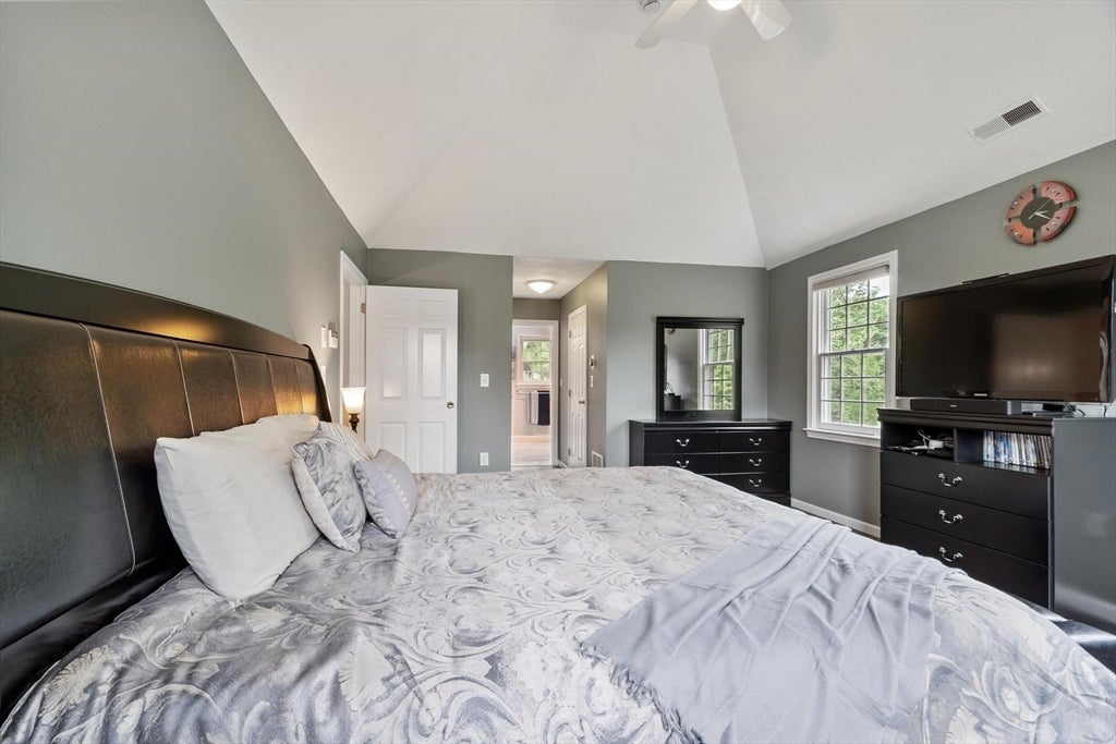 1 Preston Circle, Andover, MA, 1 Preston Circle, Andover, MA Photo #17
