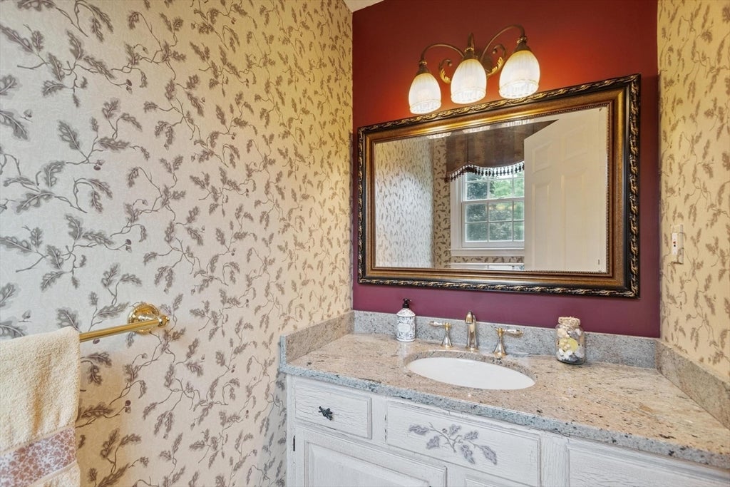 1 Preston Circle, Andover, MA, 1 Preston Circle, Andover, MA Photo #14