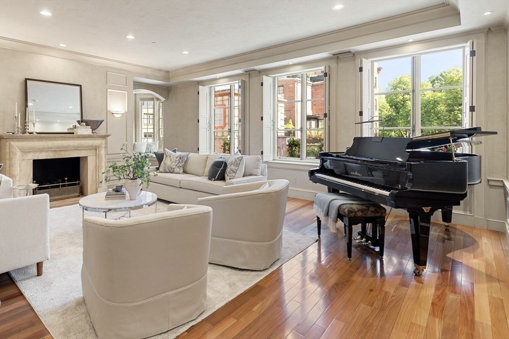 25 Beaver Place A
