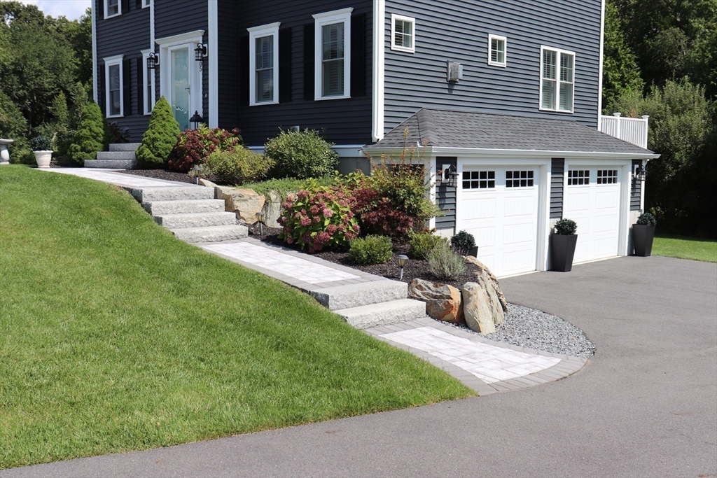 105 Windward Way