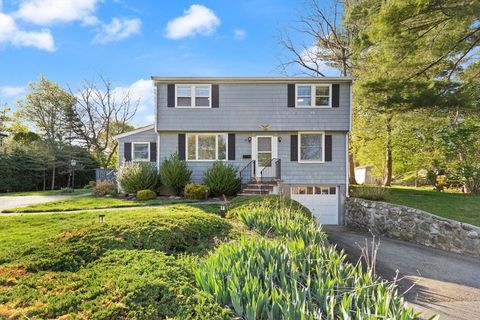 28 Highland Ave Lynnfield MA 01940