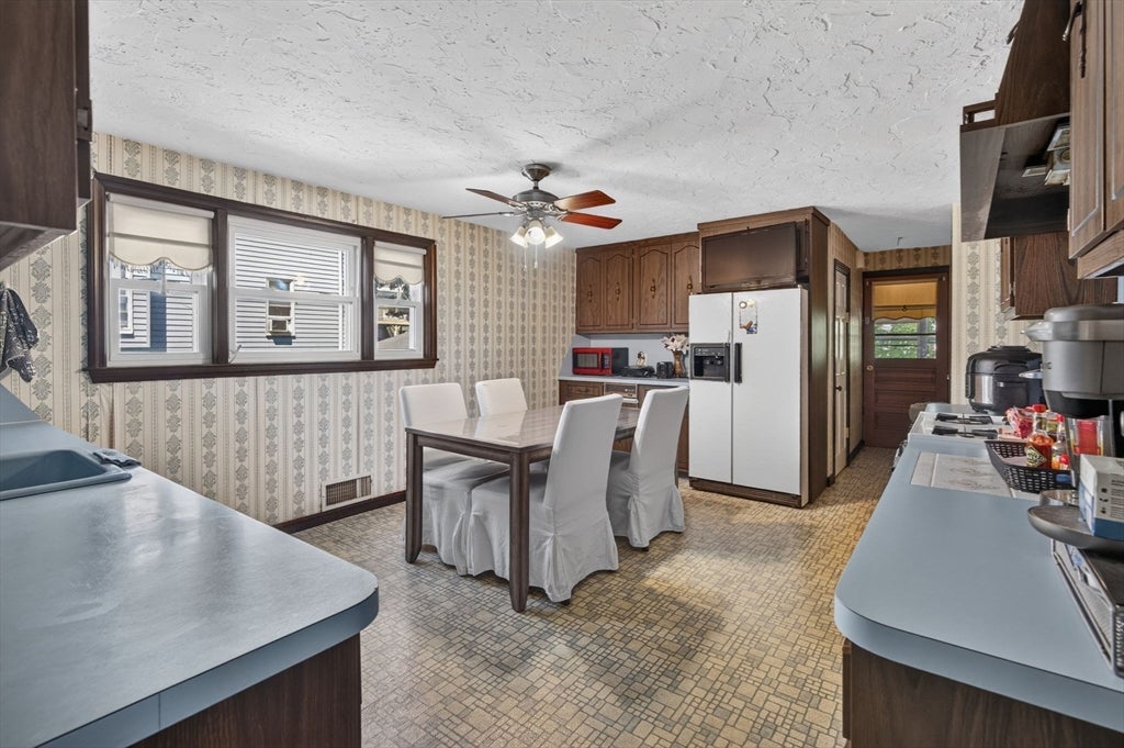 16 Bedford St, Quincy, MA Photo #19