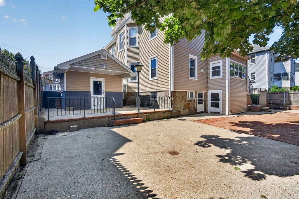 16 Bedford St, Quincy, MA Photo #34