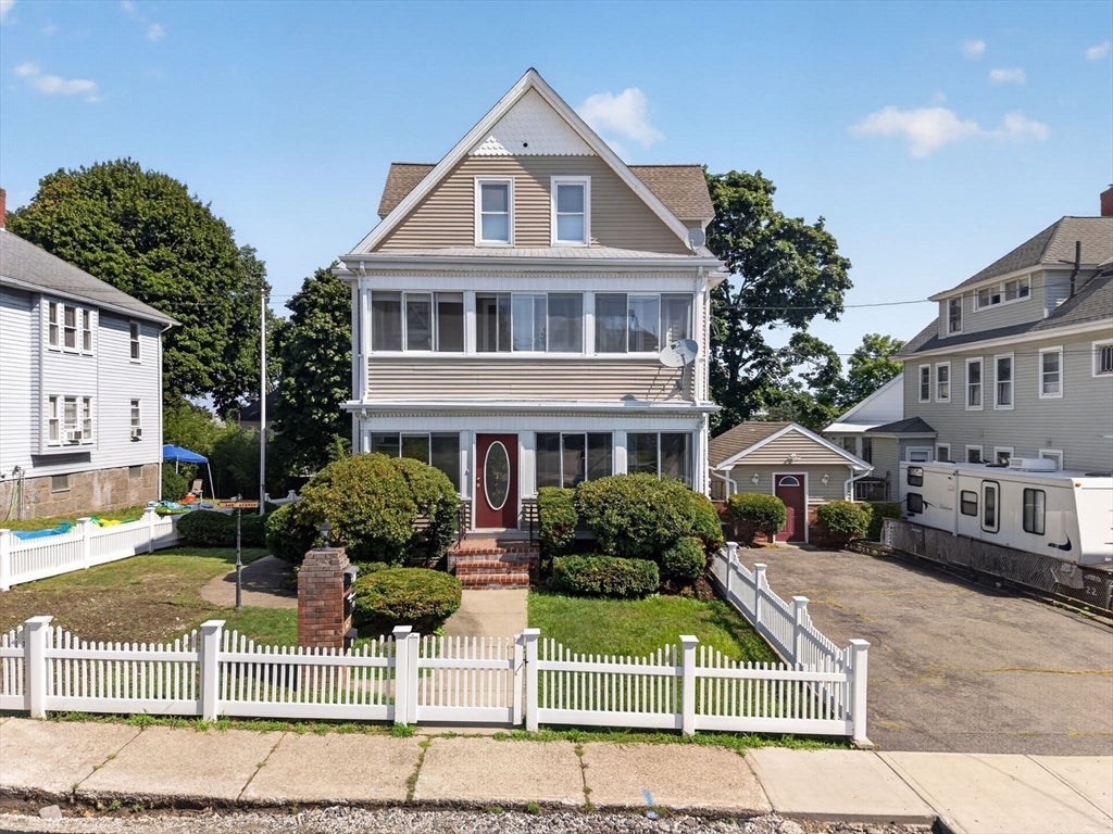 16 Bedford St, Quincy, MA Photo #2