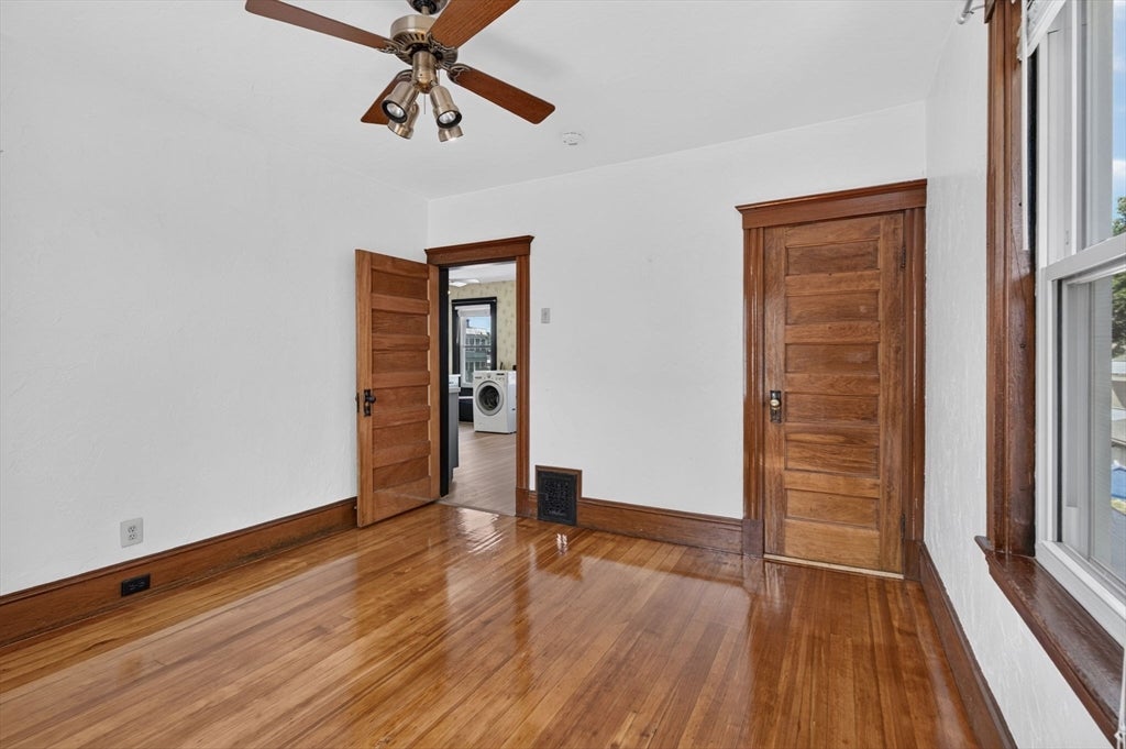 16 Bedford St, Quincy, MA Photo #12