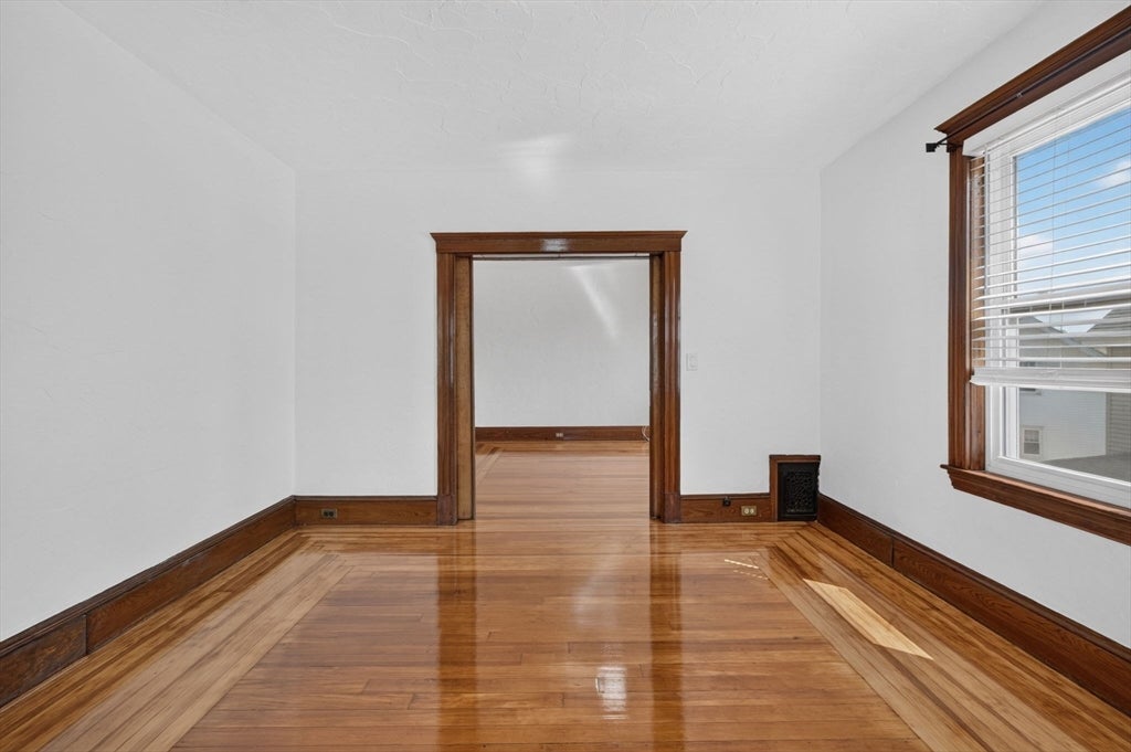 16 Bedford St, Quincy, MA Photo #16