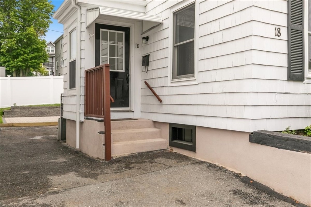 18 Rantoul St