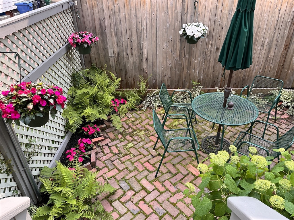 1 Olive Place