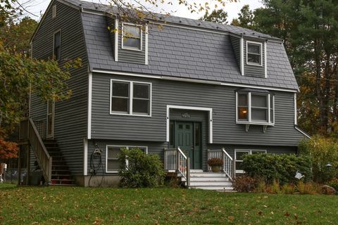 2 Skunk Rd Merrimac MA 01860