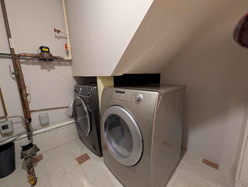 52 Alford St, New Bedford, MA, 52 Alford St, New Bedford, MA Photo #38