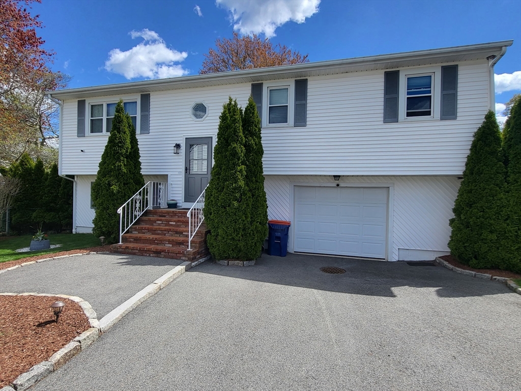 Photo of 52 Alford St, New Bedford, MA