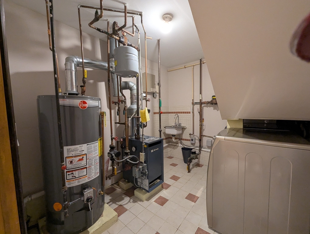52 Alford St, New Bedford, MA, 52 Alford St, New Bedford, MA Photo #39