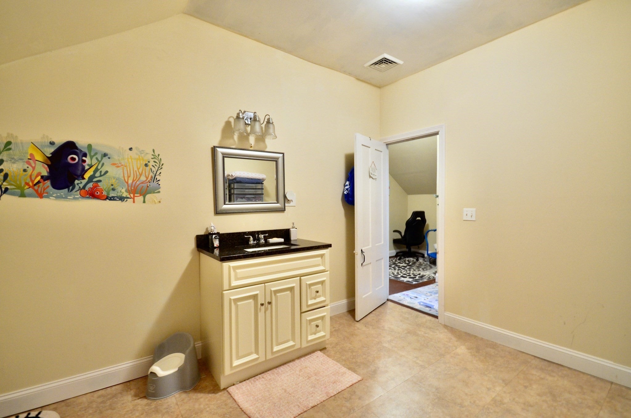 17 Highland St, Spencer, MA Photo #19