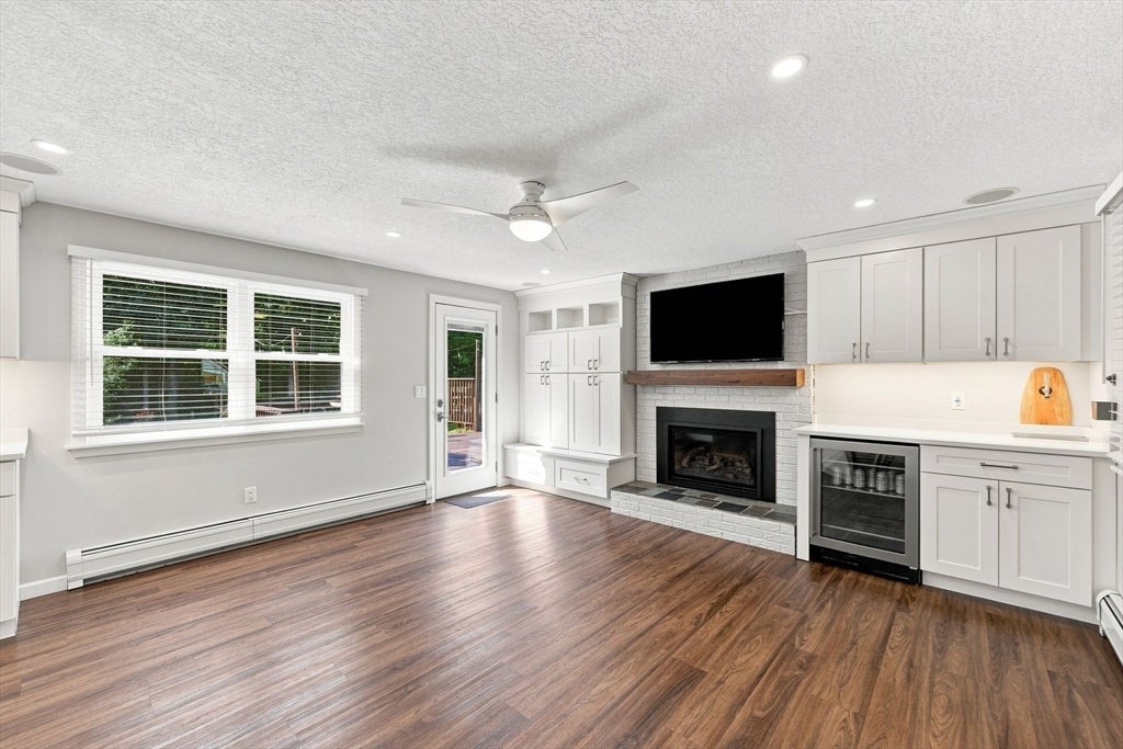 3 Conifer Dr