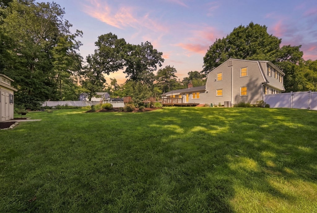 3 Conifer Dr