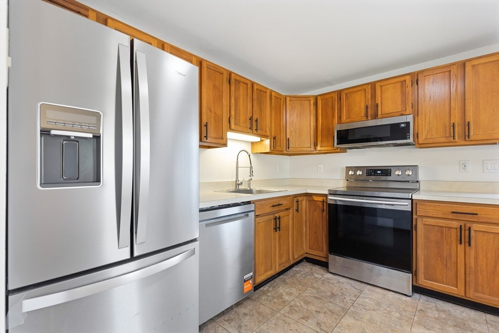 11 Colantha Ave, Brockton, MA Photo #2