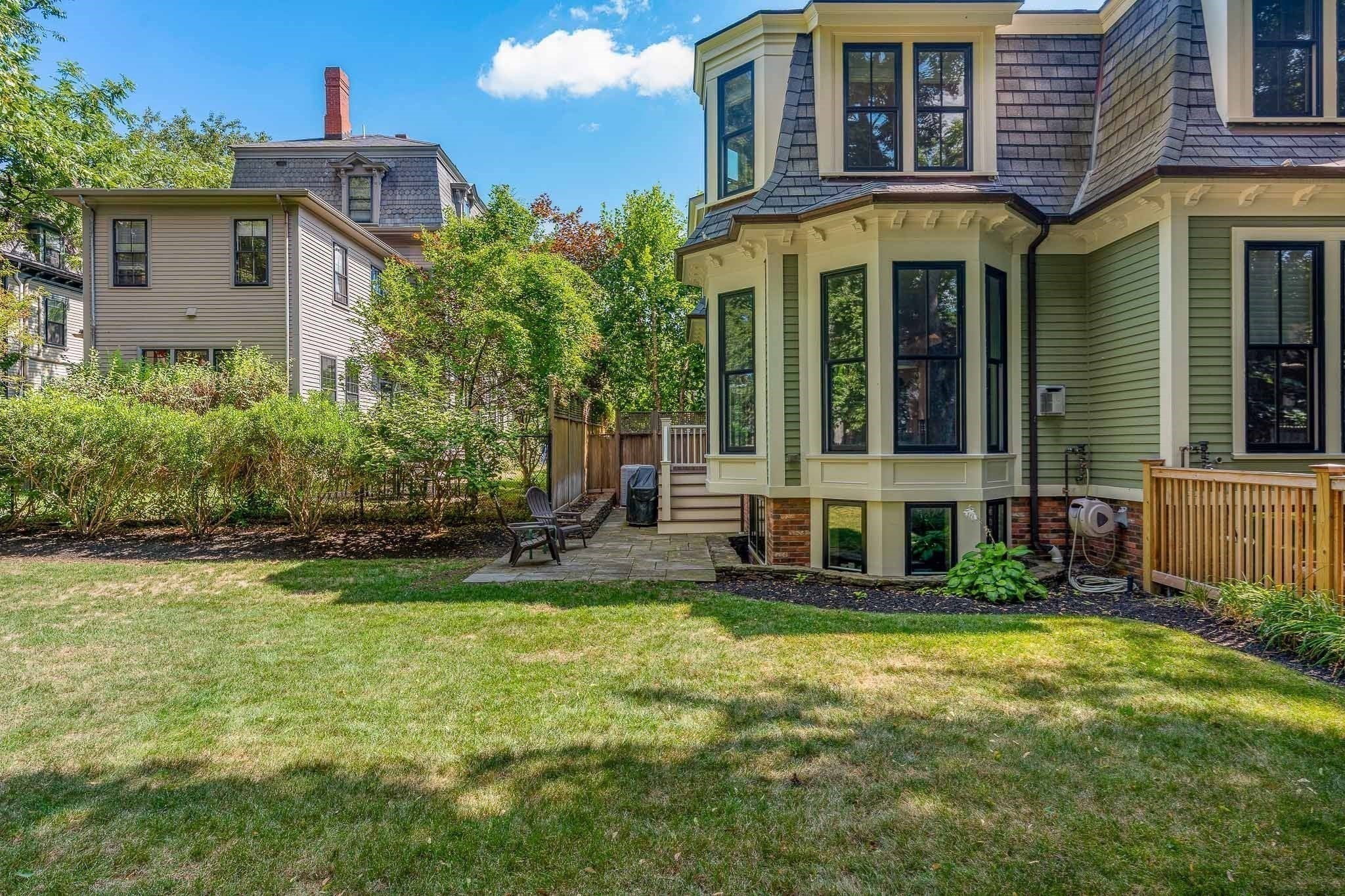 13 Avon ST #13, Cambridge, MA Photo #17