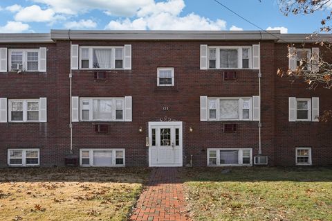 Photo of 135 Willard St #8, Quincy, MA 02169 (MLS # 73462317)