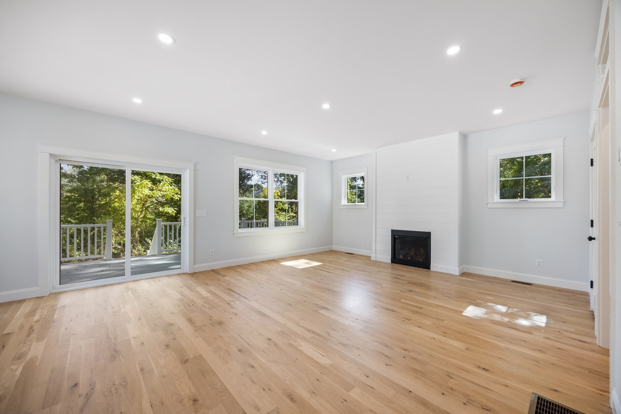 48 Beach Rd, Salisbury, MA, 48 Beach Rd, Salisbury, MA Photo #9