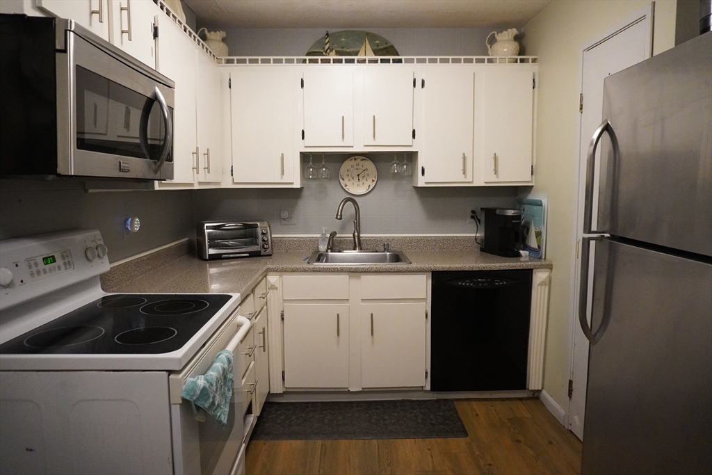 7 Chapel Hill Dr 11