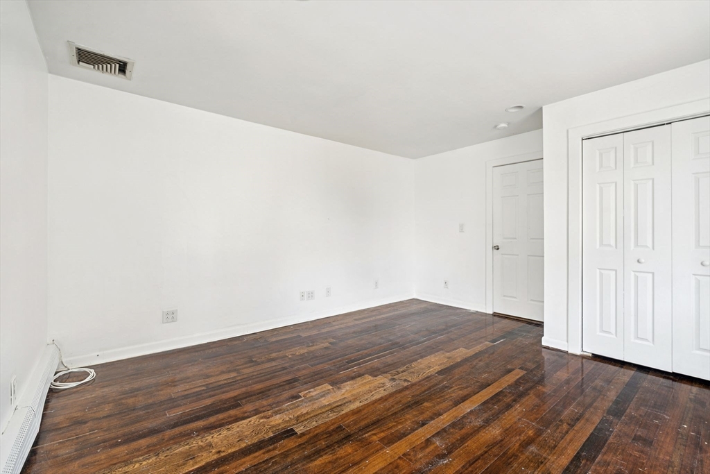 41 Endicott St #41, Salem, MA Photo #17
