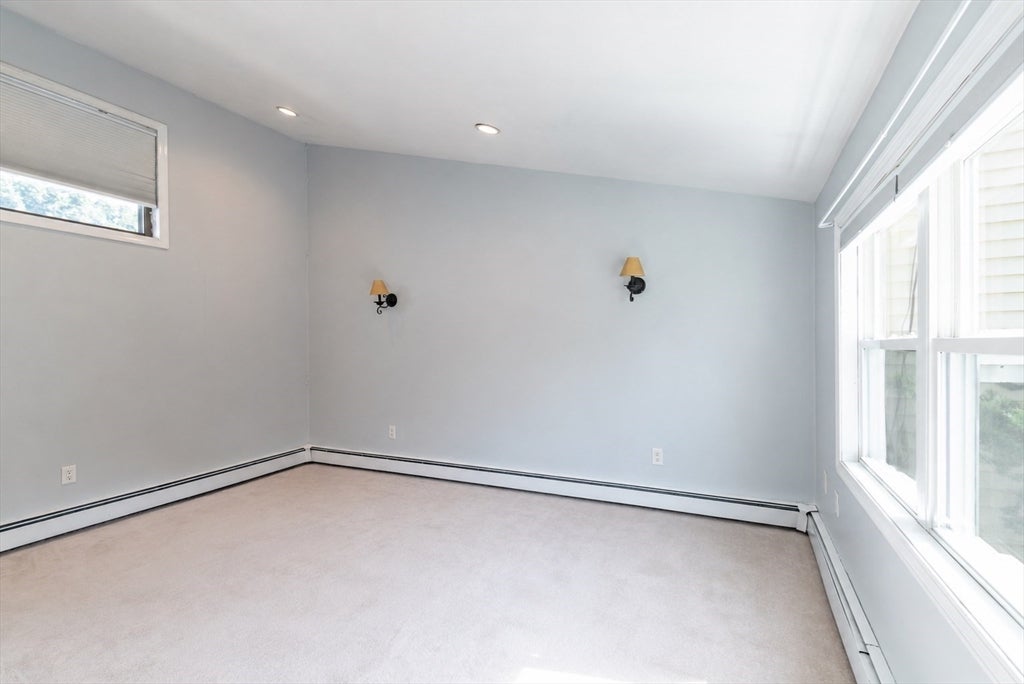 2 Senee Ct #2, Amesbury, MA Photo #12