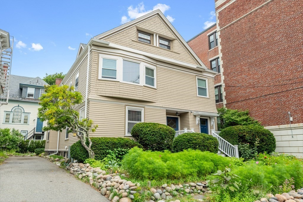 15-15A Forest Street