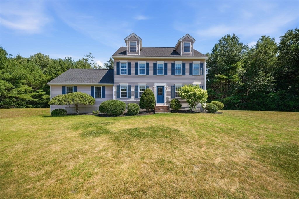 Photo of 4 Brookview Circle, Tyngsborough, MA 01879 (MLS # 73555237)