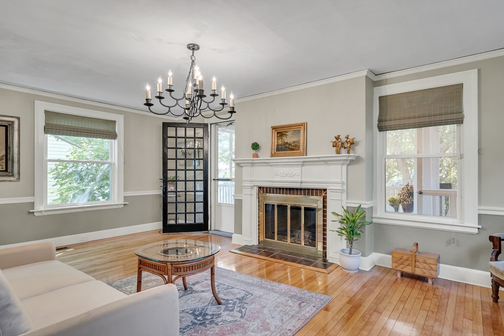 15 Cedar St