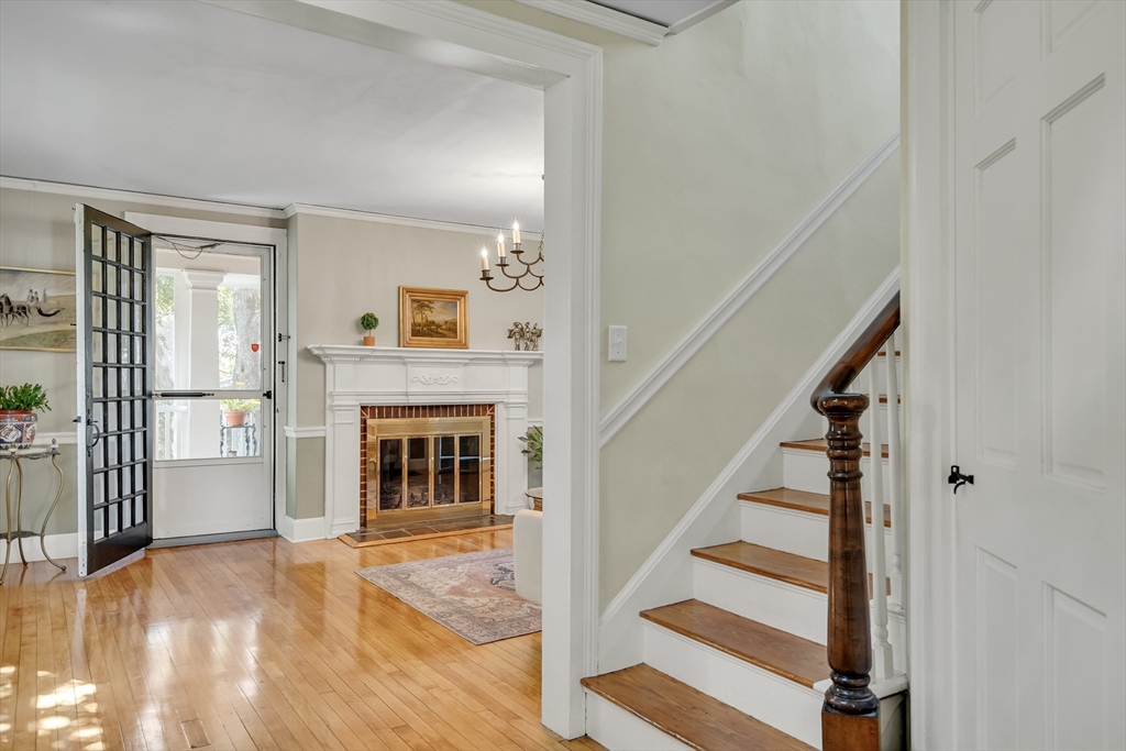 15 Cedar St
