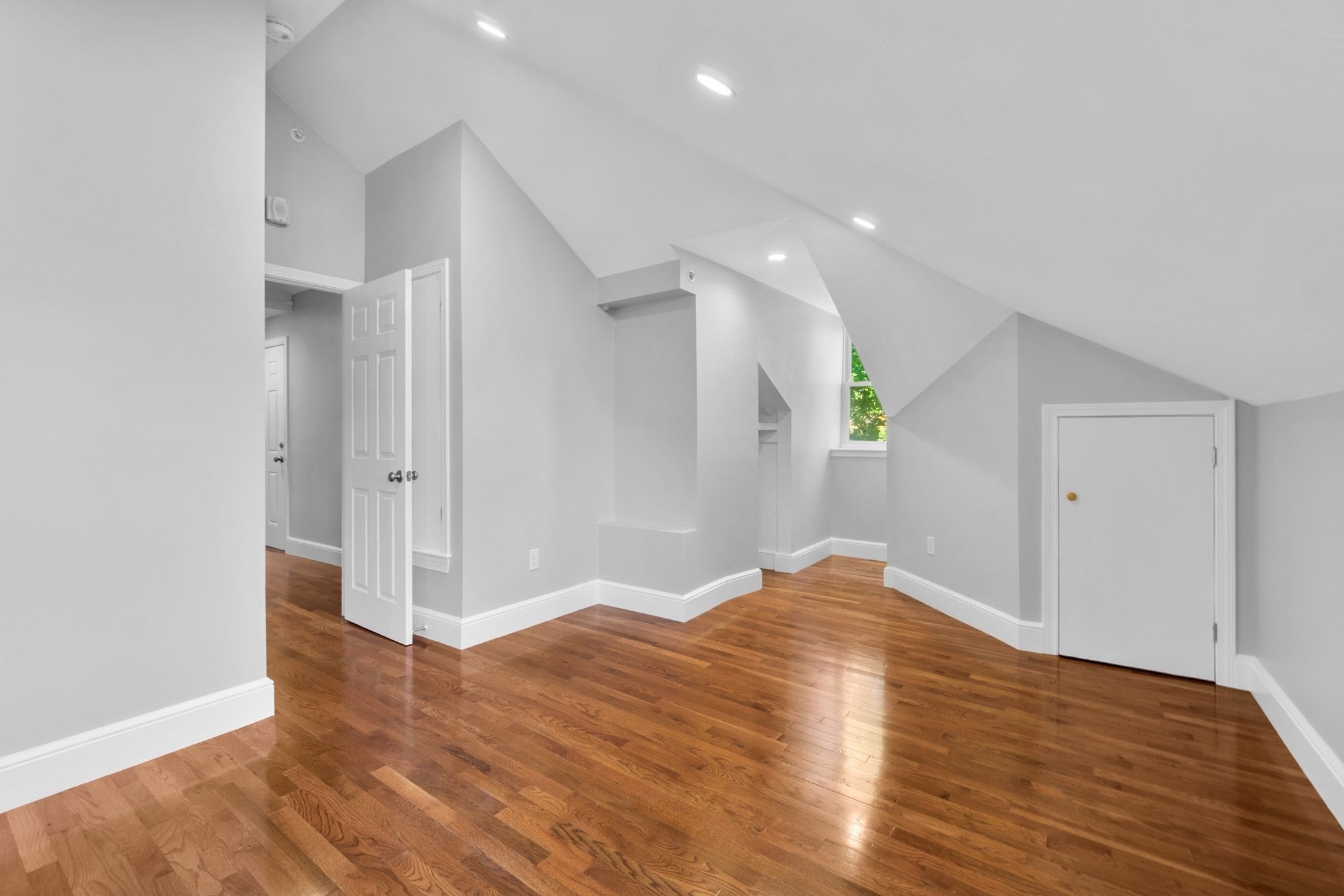 55 Sunnyside ST #3, Boston, MA, 55 Sunnyside ST #3, Boston, MA Photo #11