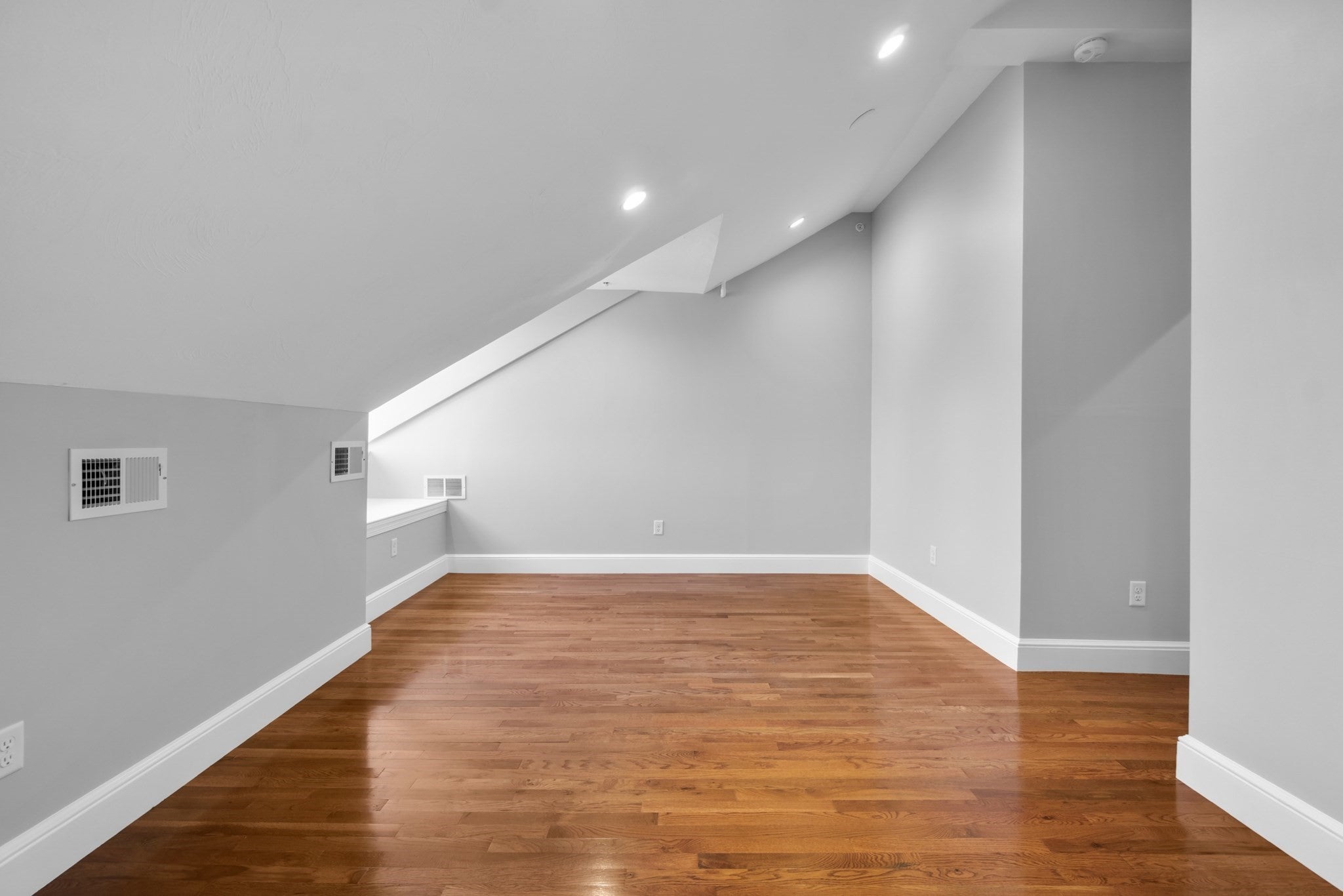 55 Sunnyside ST #3, Boston, MA, 55 Sunnyside ST #3, Boston, MA Photo #12