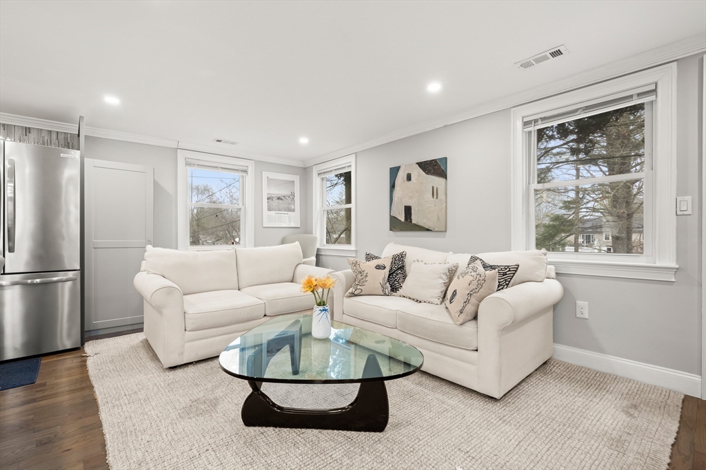14 Buttonwood Lane