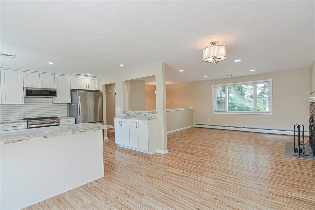 36 Birch Island Road, Webster, MA, 36 Birch Island Road, Webster, MA Photo #10