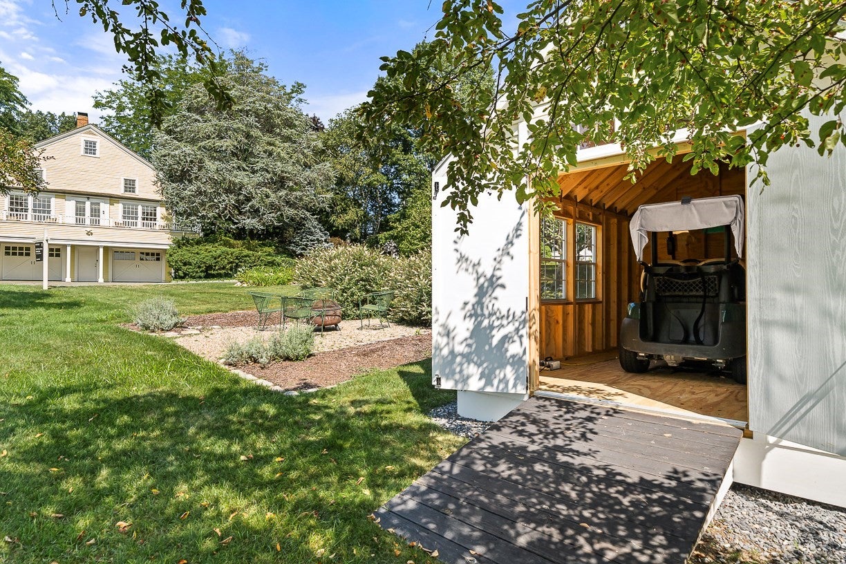 151 Oakland Street, Wellesley, MA Photo #36
