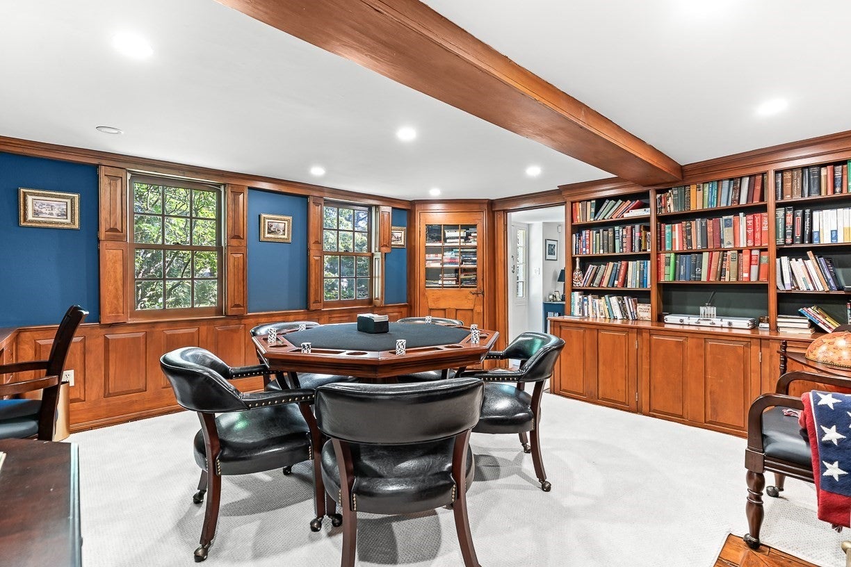 151 Oakland Street, Wellesley, MA Photo #14
